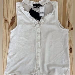 White Gibsonlook ruffle neck sleeveless blouse
